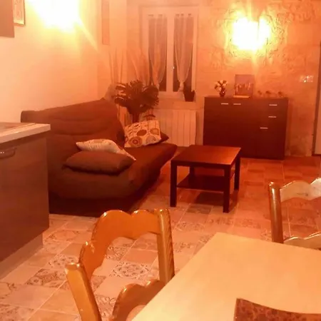 Logement Neuf Et Cosy Proche Centre Ville Chinon Extérieur photo